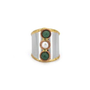 Anello tre pietrine