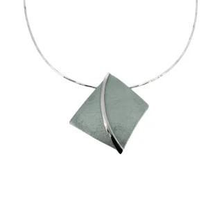 Collana rombo irregolare